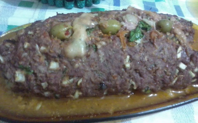 Rocambole de carne moída