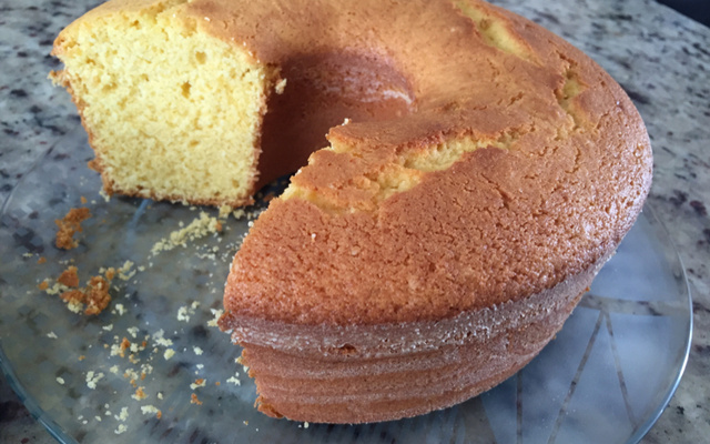 Bolo de fubá mimoso