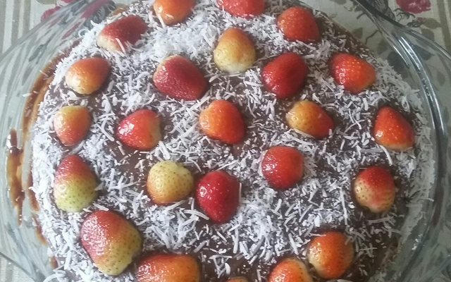 Bolo simples de chocolate