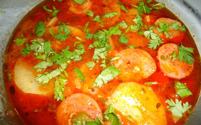 Linguiça calabresa com batata