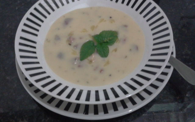 Caldo de batata com bacon