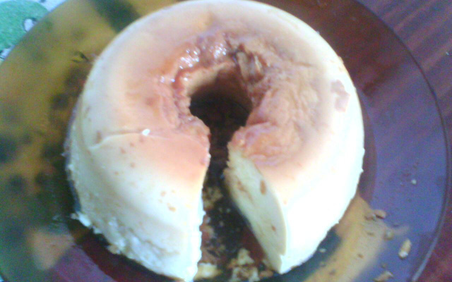 Pudim de pão no microondas.