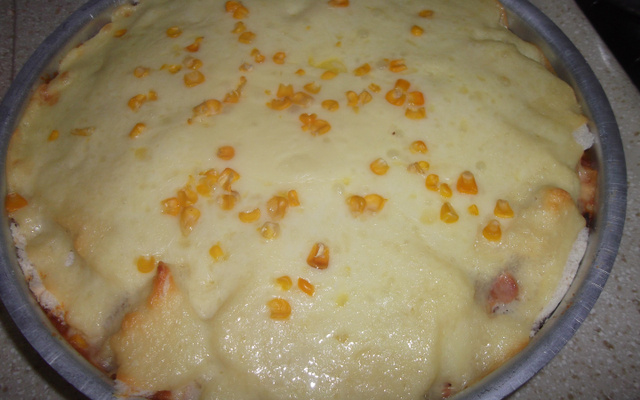 Lanchão de calabresa com 4 queijos