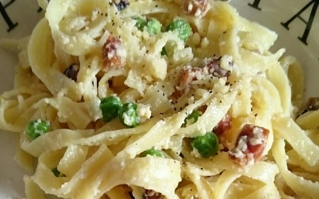 Macarrão à carbonara Dinamarquês