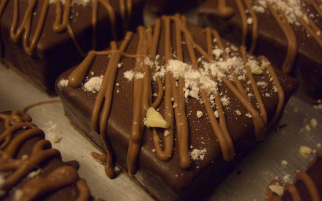 Pão de mel coberto com chocolate