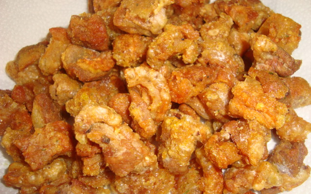 Torresmo a pururuca no micro-ondas