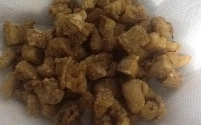 torresmo na panela de pressão