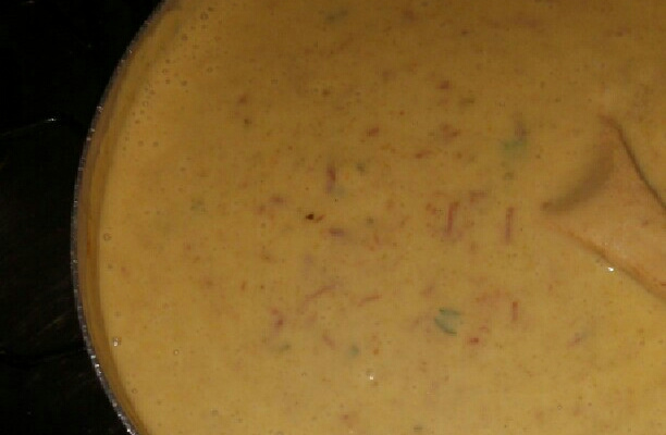 Caldo delicioso de mandioquinha com carne seca