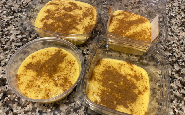 Curau com leite condensado e creme de leite