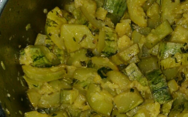 Abobrinha refogada no azeite