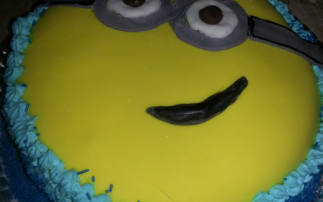 Bolo econômico de aniversário