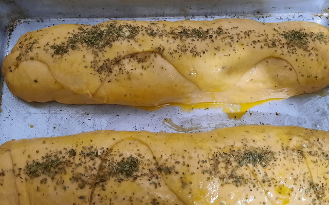 Massa de Pão Caseiro  (não precisa esperar crescer a massa)