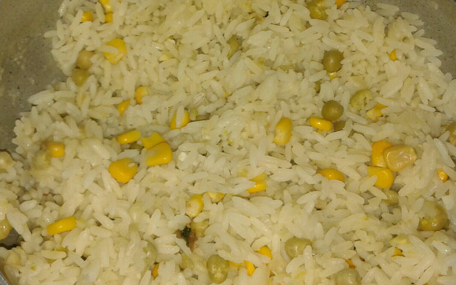 Arroz com legumes rápido