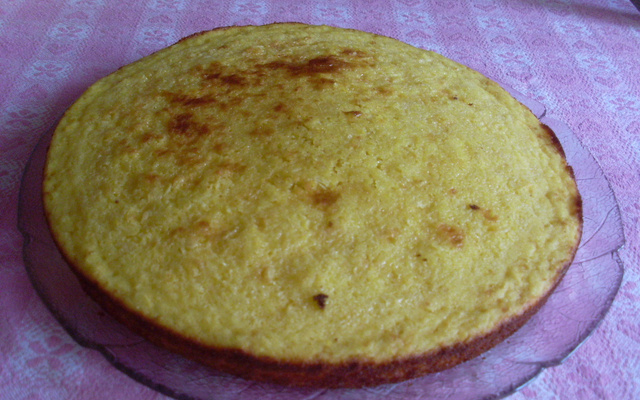Bolo de milho com queijo