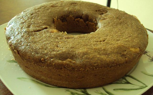 Bolo integral de banana com aveia e açúcar mascavo