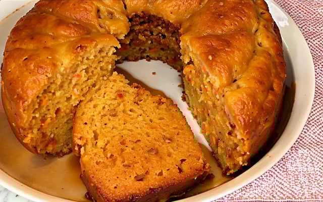 Bolo de cenoura simples