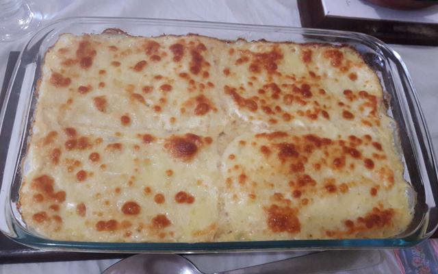 Macarrão com creme de cebola