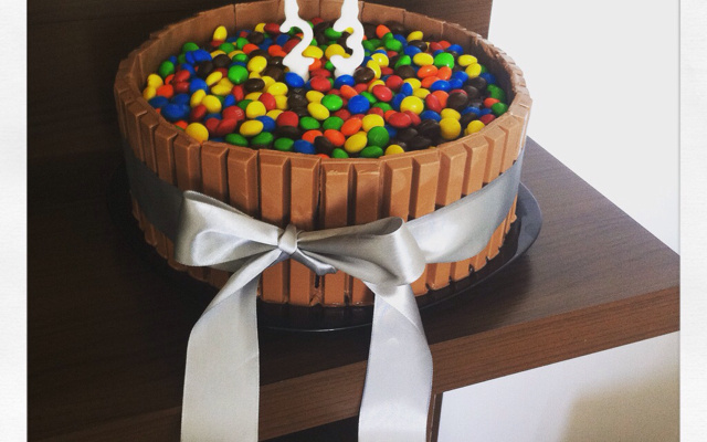 Bolo de Kit Kat à minha moda