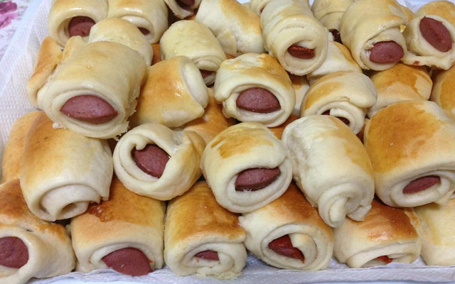 Enroladinho de presunto e queijo