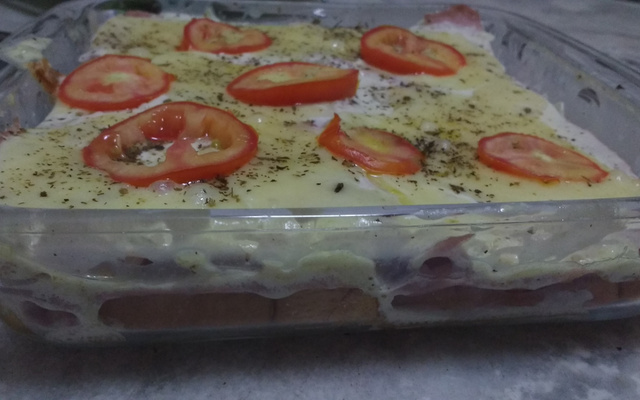 Sanduíche de forno tipo pizza