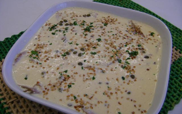 Lagarto com molho de alcaparras