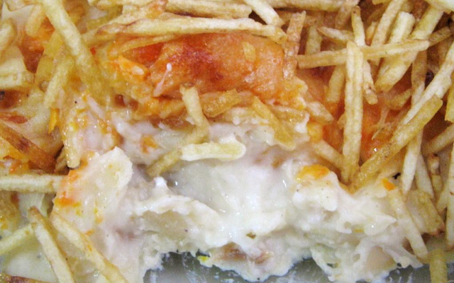Bacalhau ao bechamel com purê de cenoura