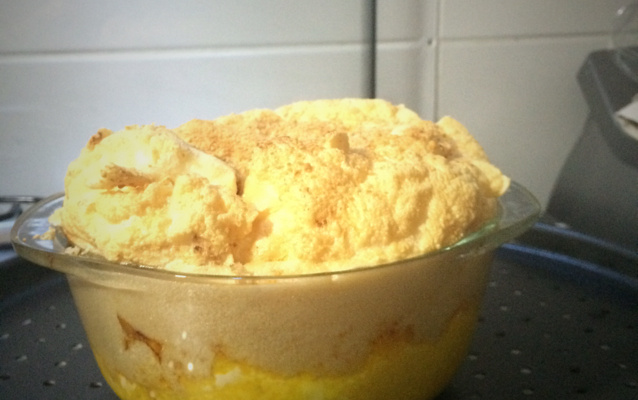 Souflé de cenoura com queijo brie