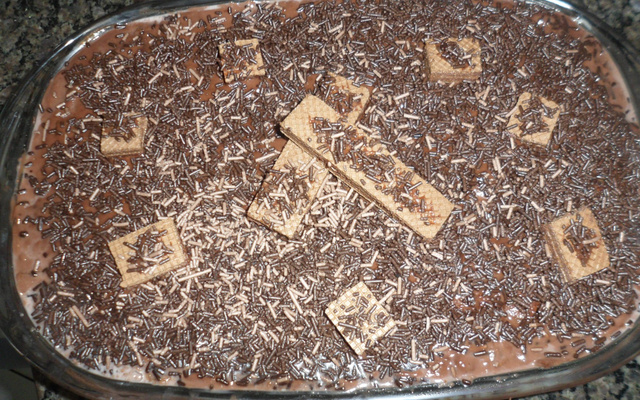 Pavê de waffer de chocolate