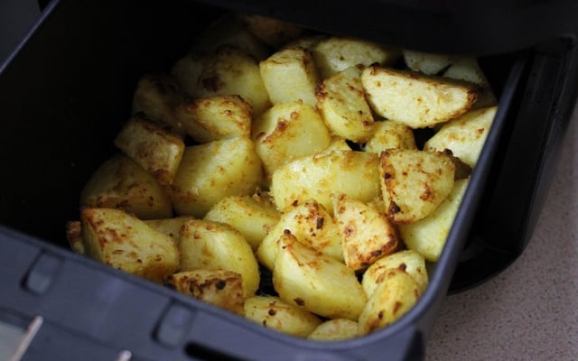 Batata assada na airfryer