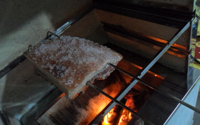 Costelinha de porco assada sem tempero