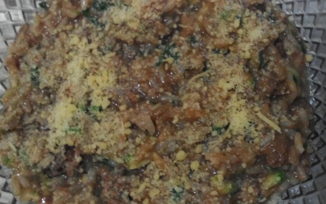 Arroz com fígado de galinha