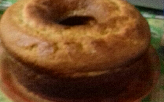 Bolo de fubá simples e gostoso