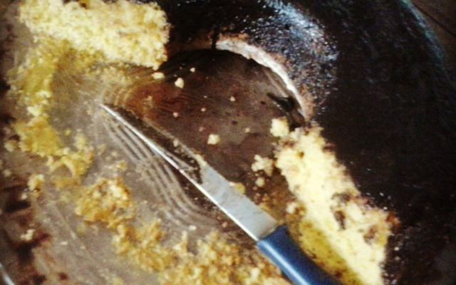 Bolo de cenoura recheado