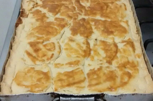Empadão de frango delicioso.