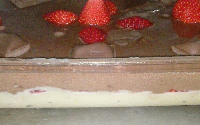 Torta trufada de morango