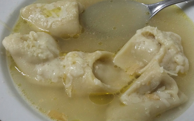 Capeleti in brodo à la George