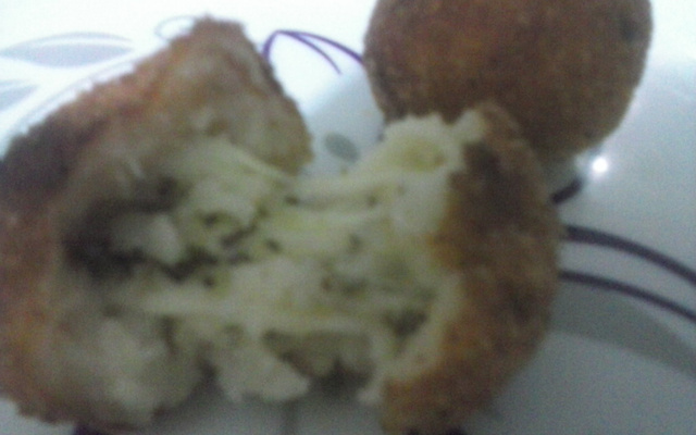 Salgadinho de queijo com orégano