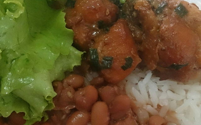 Frango frito acebolado