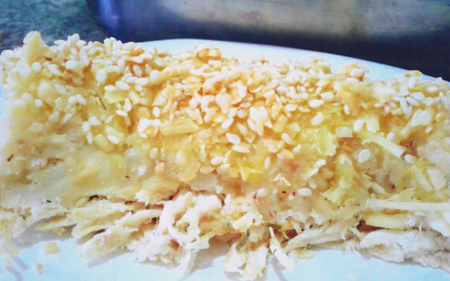 Escondidinho fit de batata doce com frango