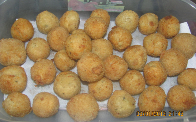 Bolinha de queijo