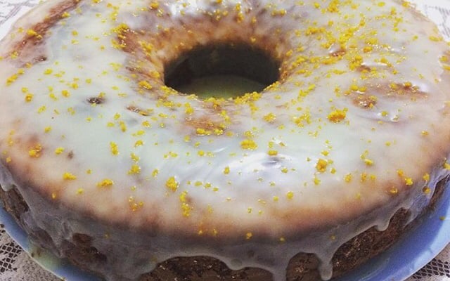 Bolo de laranja molhadinho