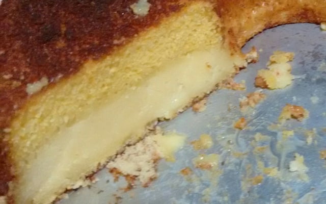 Bolo de fubá cremoso