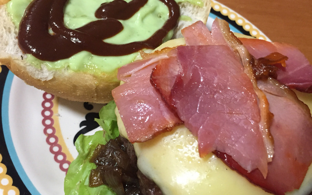 Hambúrguer barbecue