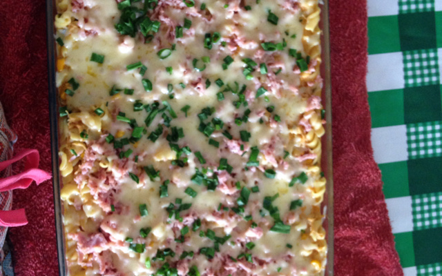 Macarrão feito na panela de pressão rápido e fácil