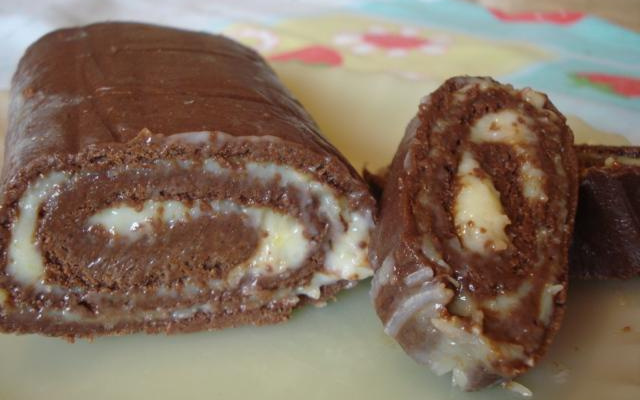 Rocambole de prestígio cremoso