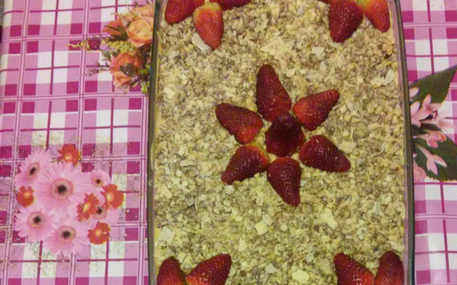 Torta de bolacha com bis