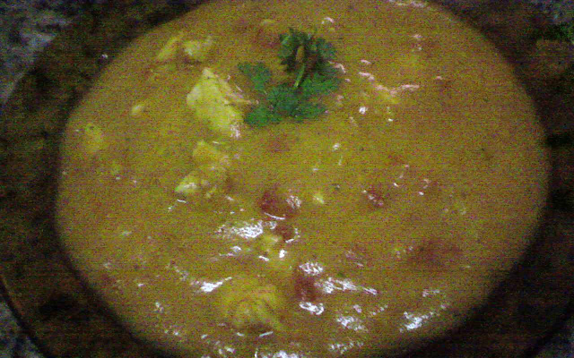 Sopa cremosa de frango