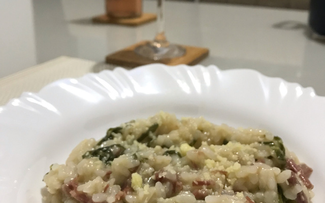 Risoto de carne seca com couve