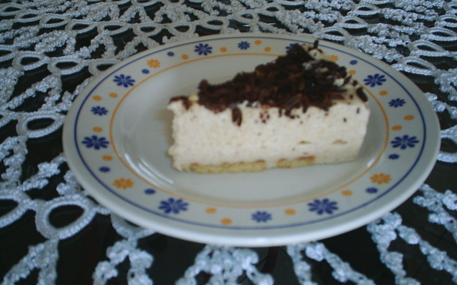 Torta cremosa de banana com chocolate