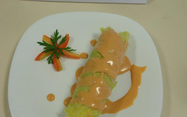 Canelone de acelga com frios